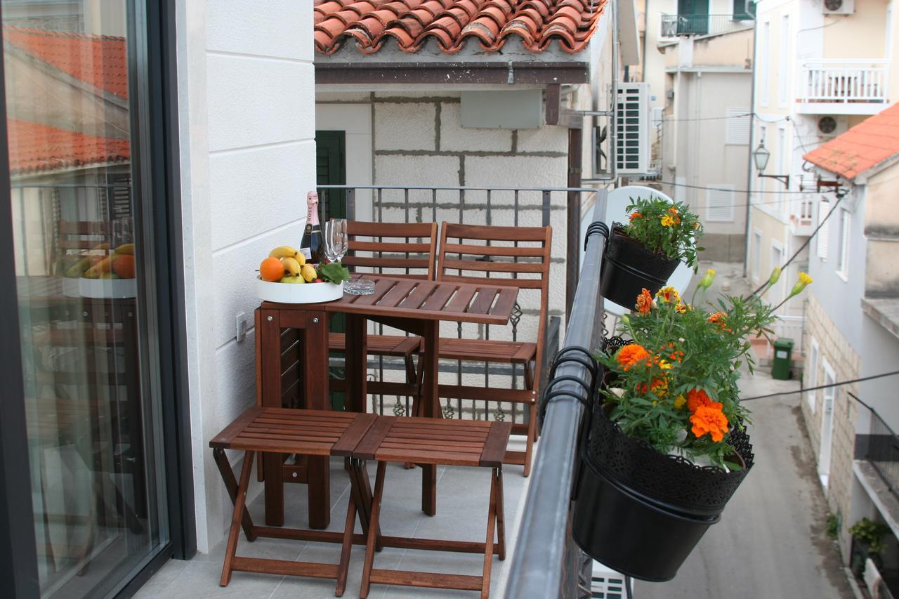 Lux Apartments Petar Baska Voda Luaran gambar