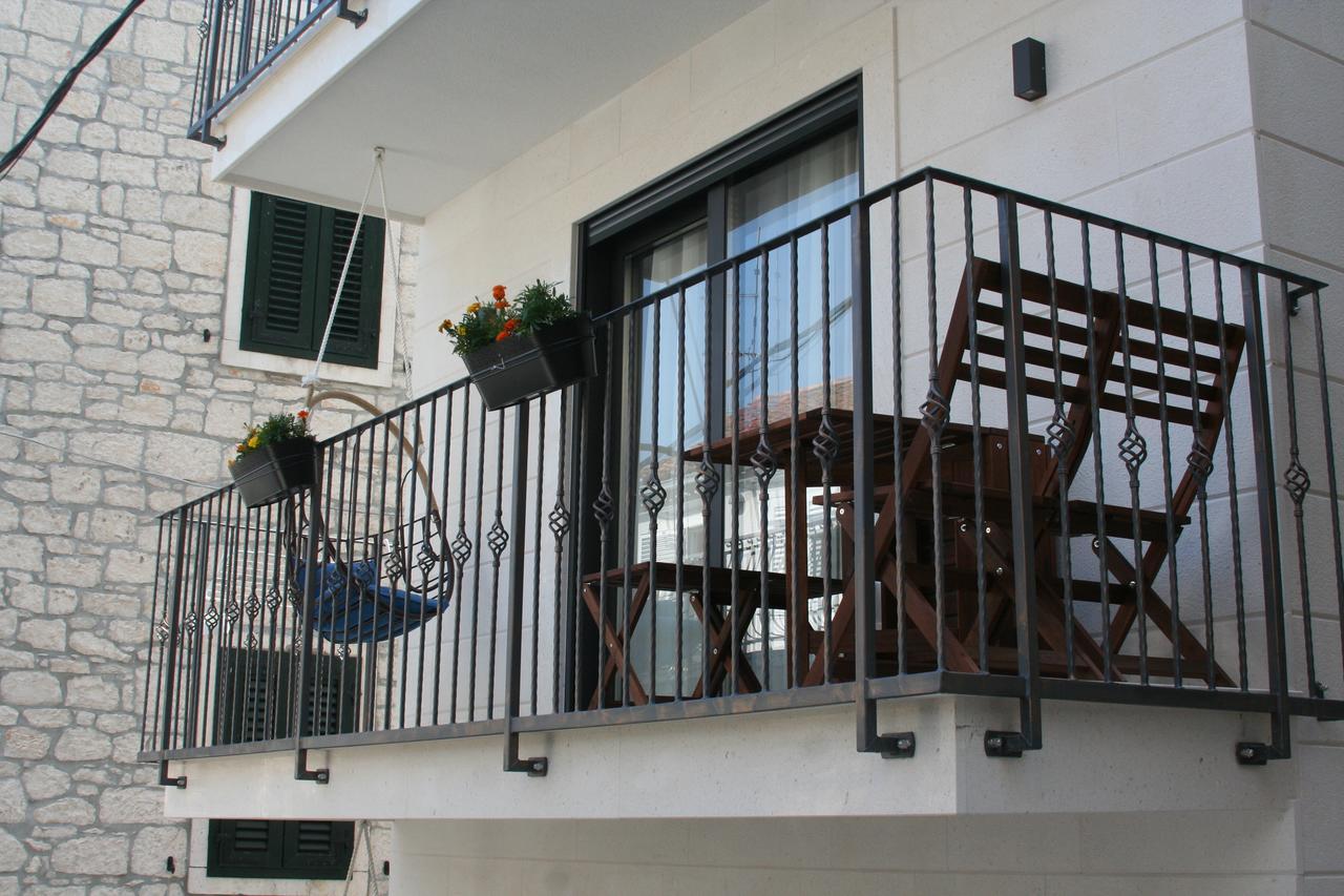 Lux Apartments Petar Baska Voda Luaran gambar