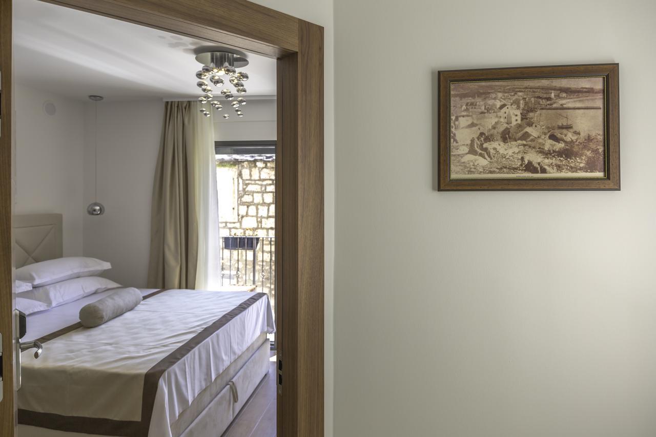 Lux Apartments Petar Baska Voda Luaran gambar